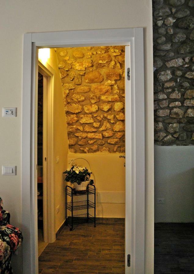 Rustico Di Charme - Le Colline Di Bardolino Villa Exteriör bild